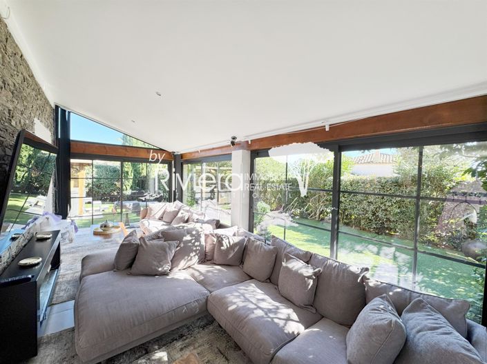 Image No.13-4 Bed House for sale