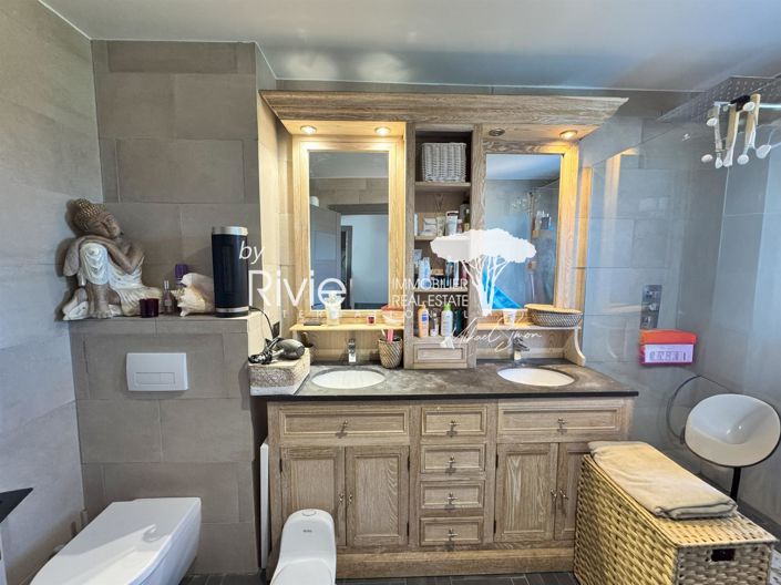 Image No.16-4 Bed House for sale