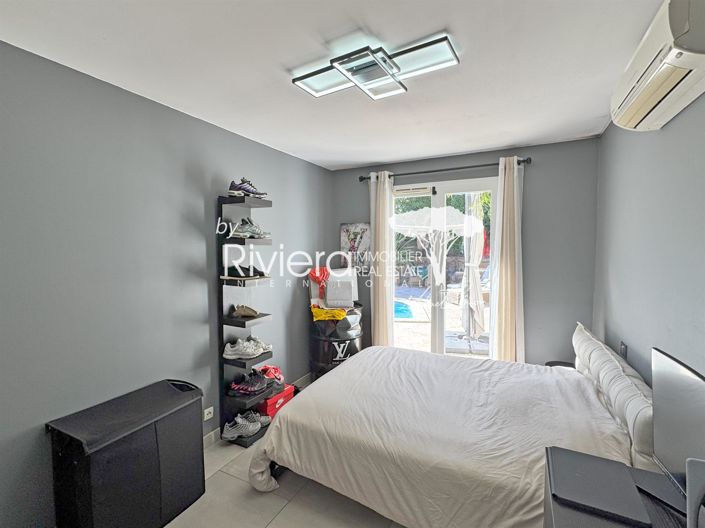 Image No.19-4 Bed House for sale