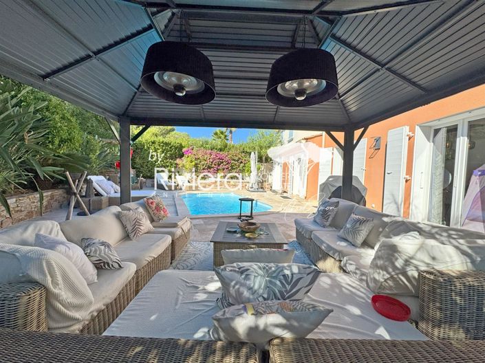 Image No.4-4 Bed House for sale