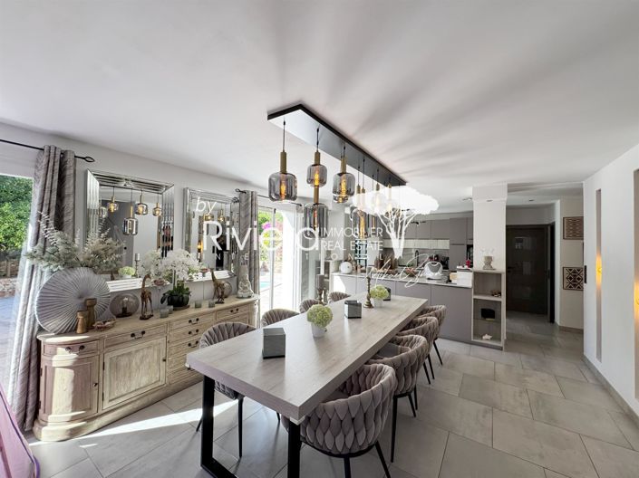 Image No.7-4 Bed House for sale