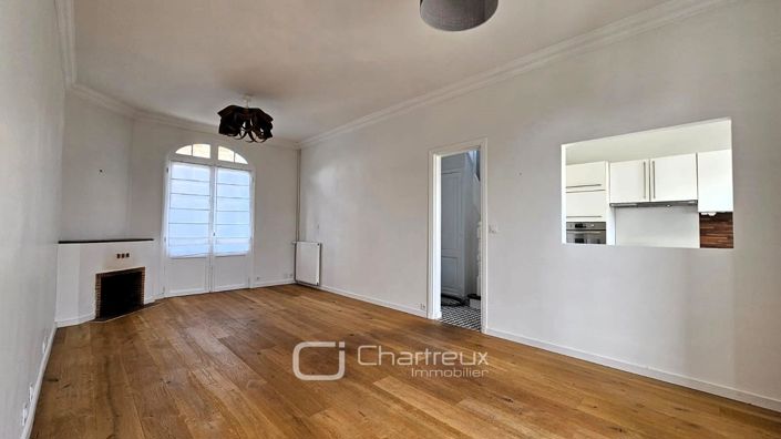 Image No.3-2 Bed House for sale