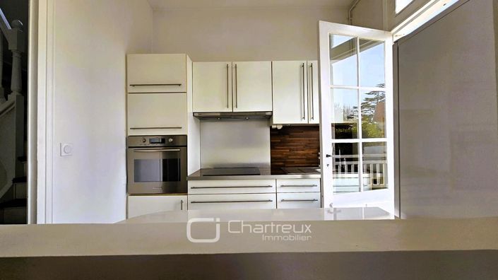 Image No.4-2 Bed House for sale