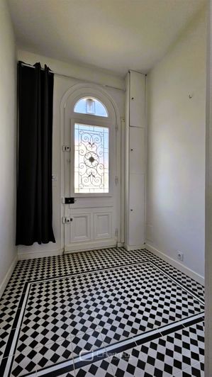 Image No.7-2 Bed House for sale