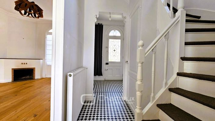 Image No.9-2 Bed House for sale