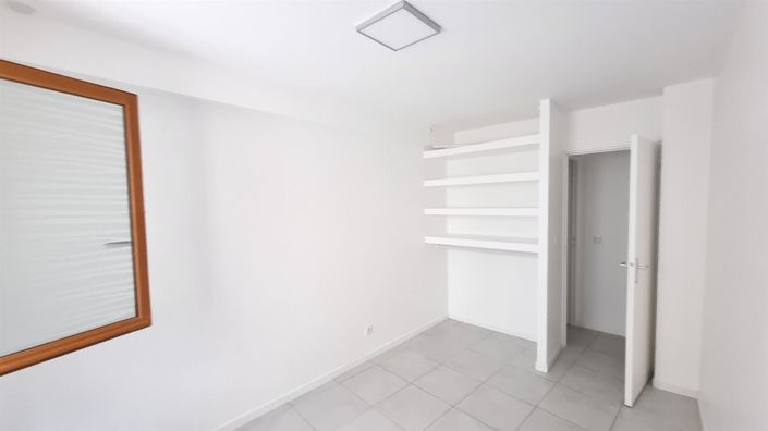 Image No.7-House for sale