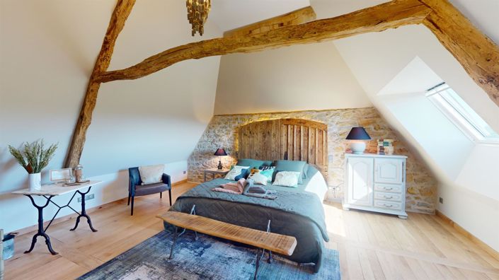 Image No.17-8 Bed House for sale