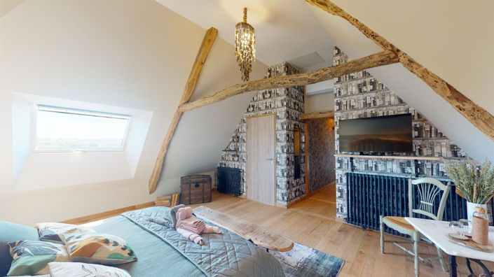 Image No.18-8 Bed House for sale