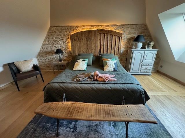 Image No.22-8 Bed House for sale