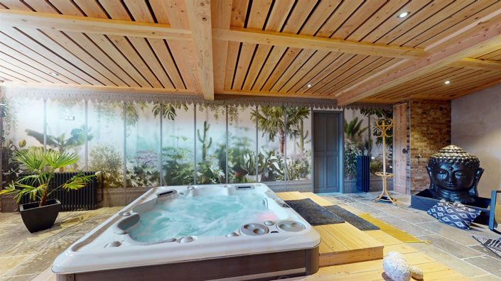 Image No.23-8 Bed House for sale