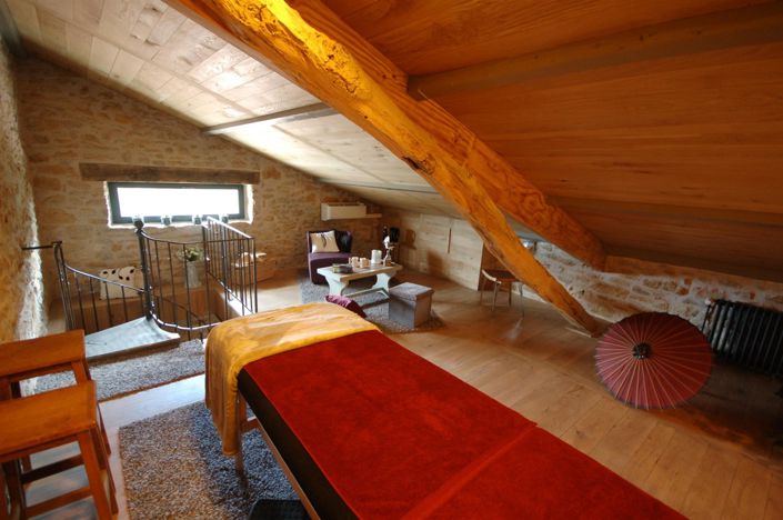 Image No.25-8 Bed House for sale