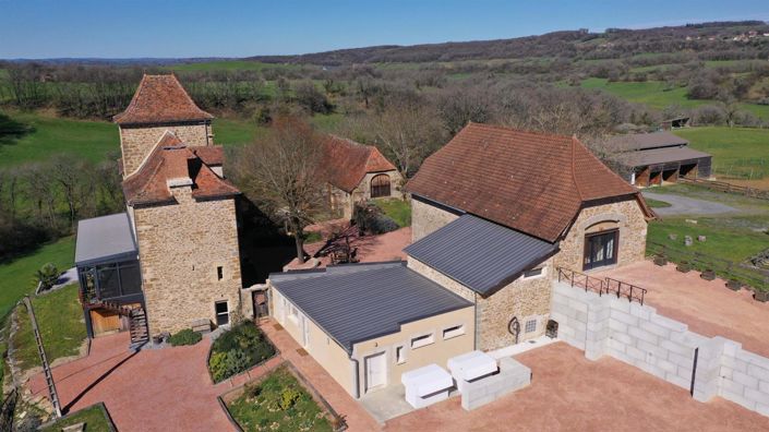 Image No.30-8 Bed House for sale