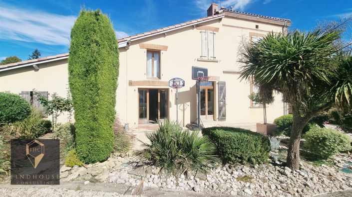 Image No.1-5 Bed House for sale