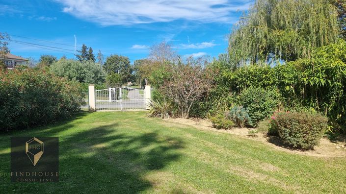 Image No.19-5 Bed House for sale