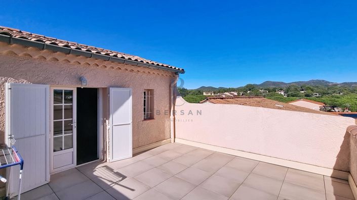 Image No.16-4 Bed House for sale