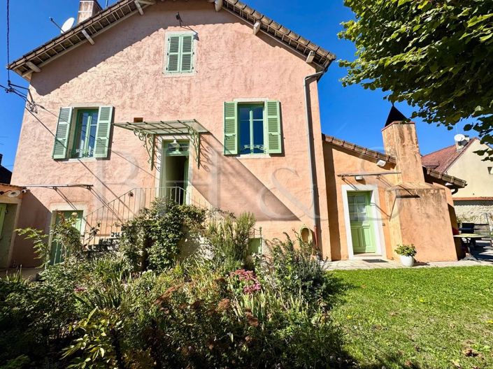 Image No.1-4 Bed House for sale