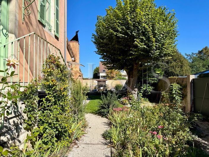 Image No.9-4 Bed House for sale