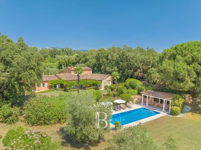 Image No.18-7 Bed House for sale