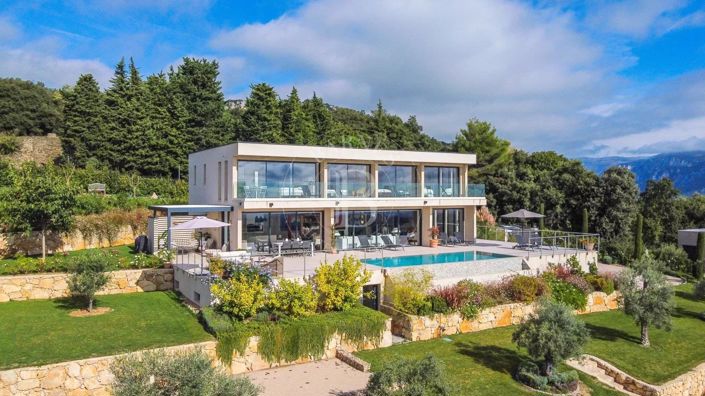 Image No.2-5 Bed House for sale