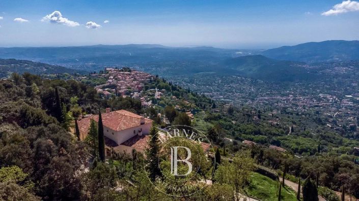 Image No.16-7 Bed House for sale