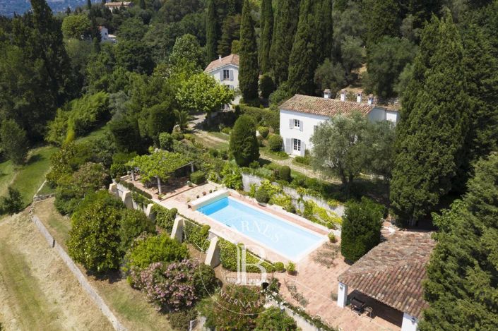 Image No.2-11 Bed House for sale