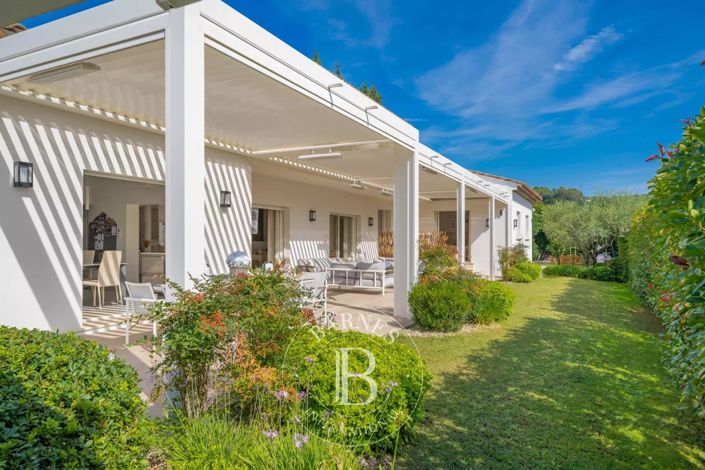 Image No.20-4 Bed House for sale