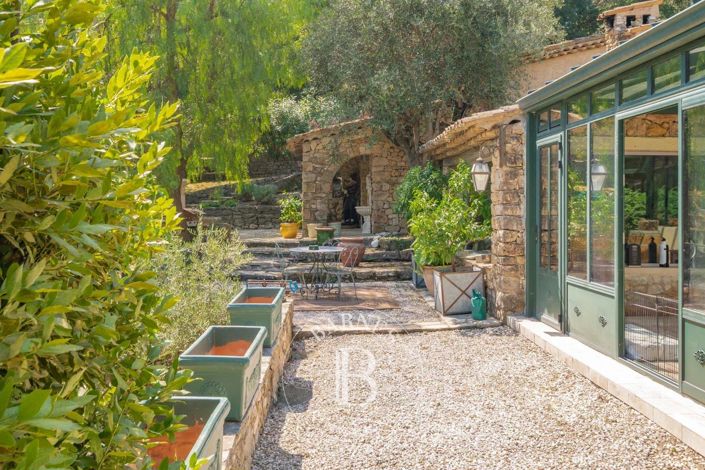 Image No.7-3 Bed House for sale