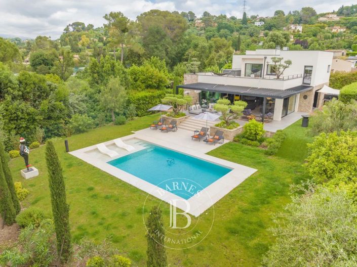 Image No.17-4 Bed House for sale