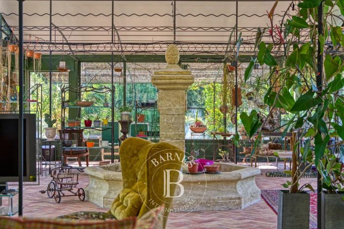 Image No.4-10 Bed House for sale