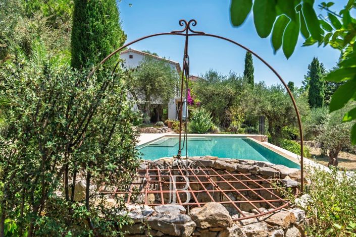 Image No.8-4 Bed House for sale