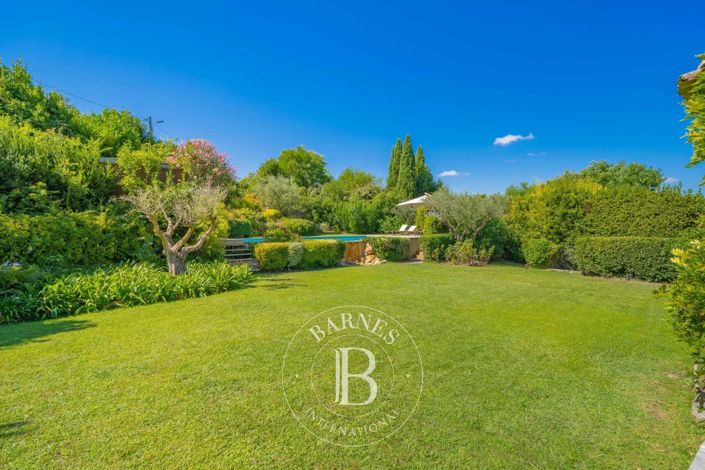 Image No.21-5 Bed House for sale