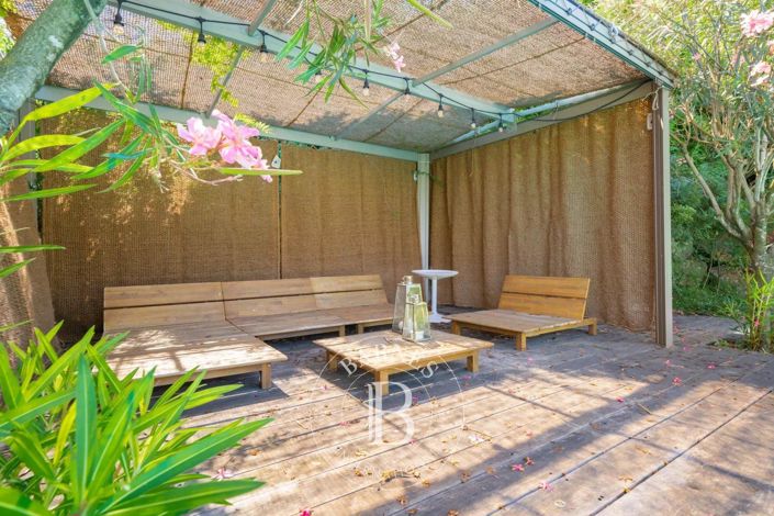 Image No.23-5 Bed House for sale