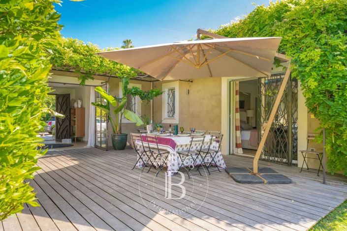 Image No.27-5 Bed House for sale