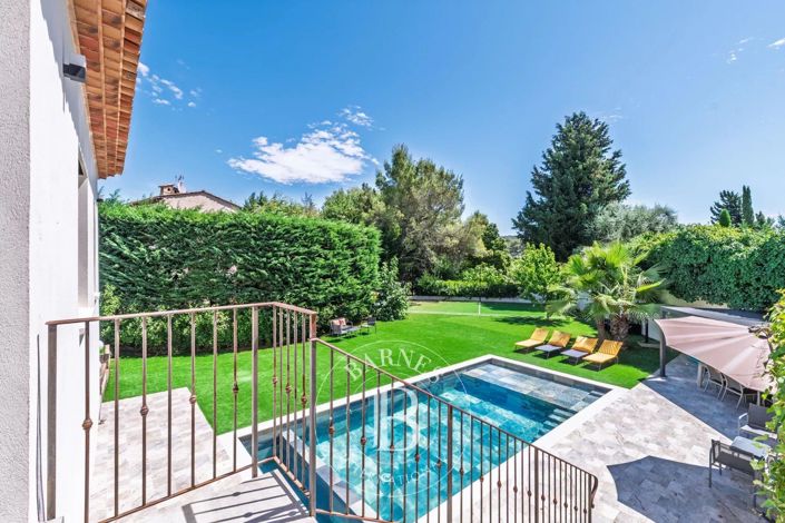 Image No.12-4 Bed House for sale