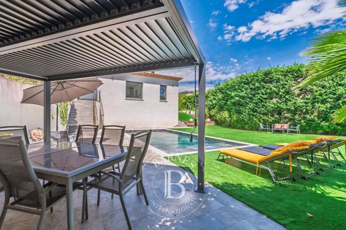 Image No.13-4 Bed House for sale