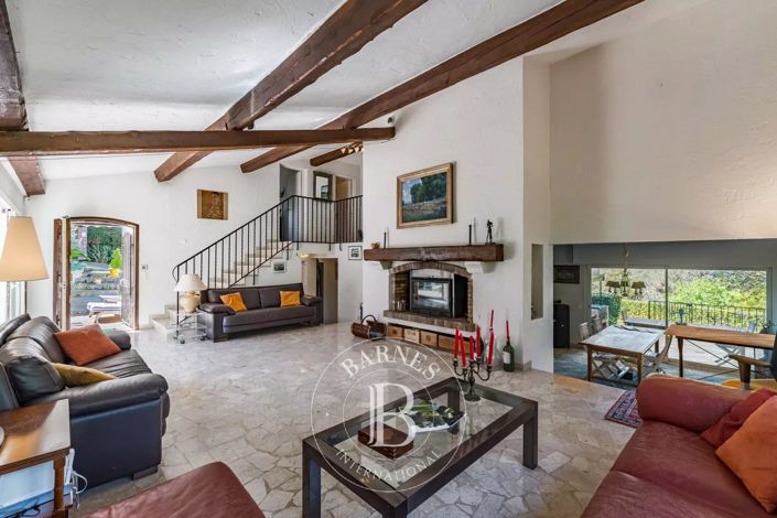 Image No.4-4 Bed House for sale