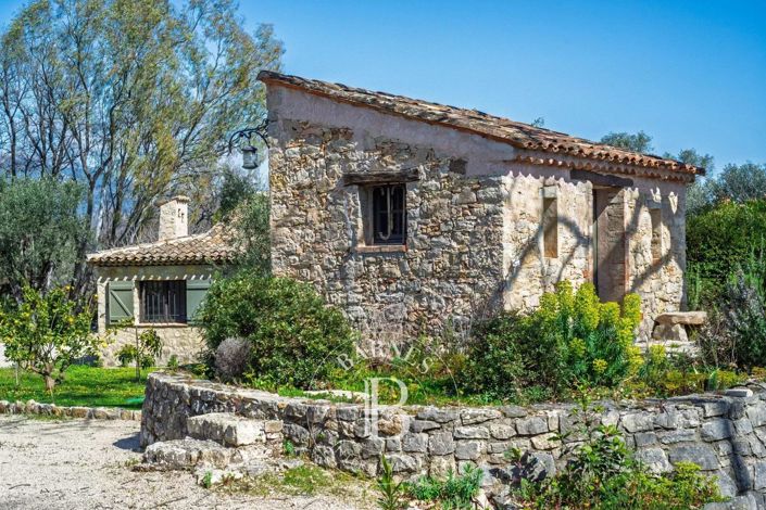 Image No.13-4 Bed House for sale