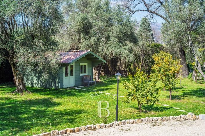 Image No.15-4 Bed House for sale