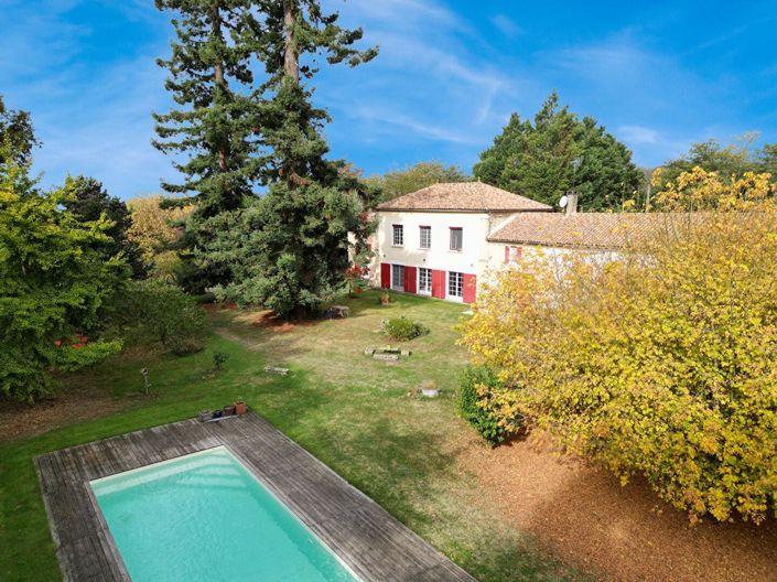 Image No.1-5 Bed House for sale