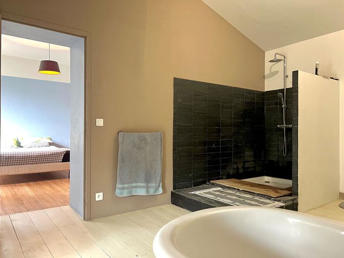 Image No.13-5 Bed House for sale