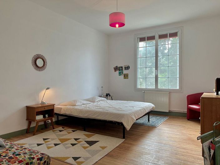 Image No.15-5 Bed House for sale