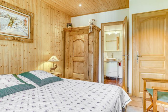 Image No.11-4 Bed House for sale