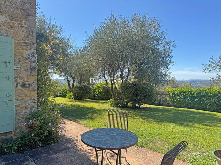 Image No.2-4 Bed House for sale