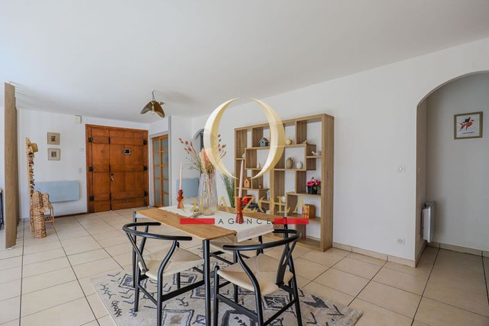 Image No.4-3 Bed House for sale