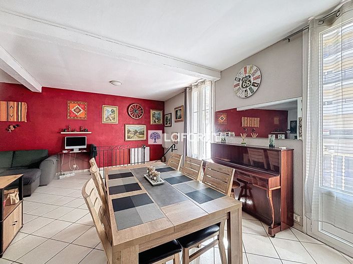 Image No.6-2 Bed House for sale