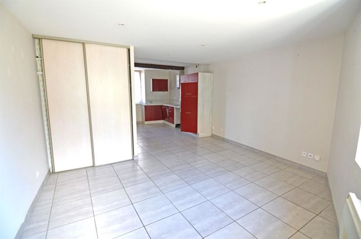 Image No.9-2 Bed House for sale