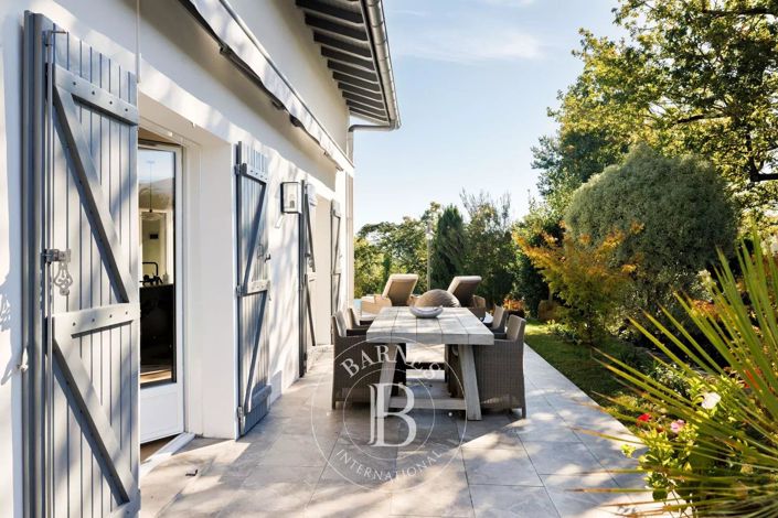 Image No.11-4 Bed House for sale