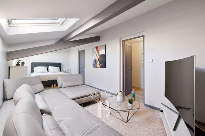 Image No.22-4 Bed House for sale