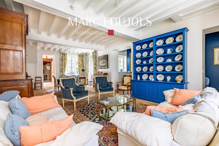 Image No.10-5 Bed House for sale