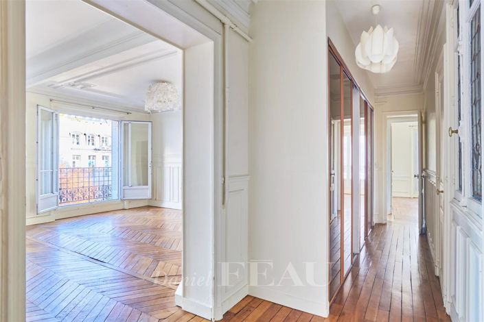 Image No.17-3 Bed Apartment for sale